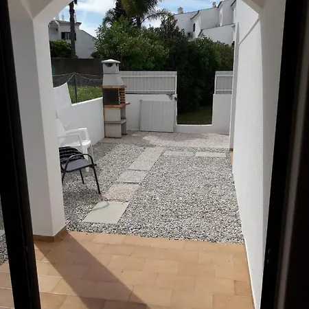 Apartamento Cozy Near Oura *